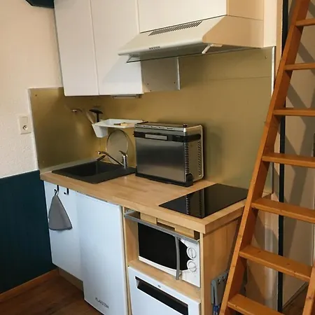 Petit Studio, Plein Centre Ville, Grande Terrasse * Bagneres-de-Bigorre